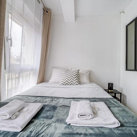 Beautiful Apartement With 2 Bedrooms In Paris Centre מראה חיצוני תמונה